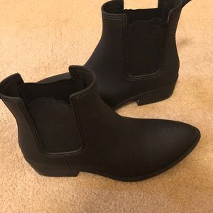 JEFFREY CAMPBELL SHORT RAIN BOOTS